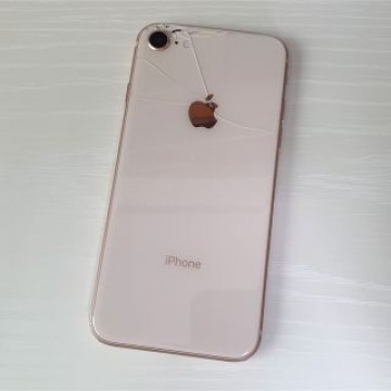 iPhone 8 64GB ゴールド SIMフリー 背面割れ 本体 ケース