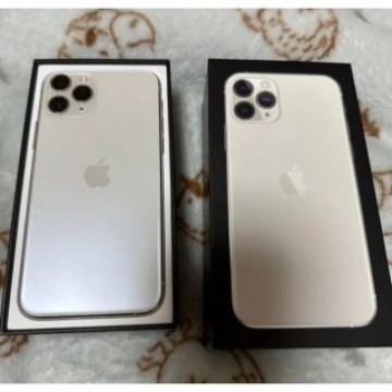 美品　iPhone11ProMax 256GB