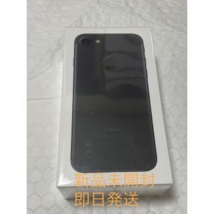 新品未開封　iPhone7 32GB simフリー　UQ  残債無し　即日発送