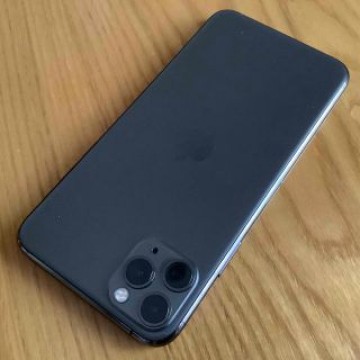今日だけ特価！美品！iPhone11 Pro MAX 64GB SIMフリー