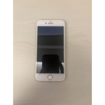 iPhone 7 Silver 128 GB au SIMフリー