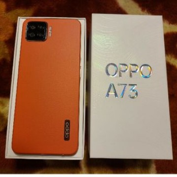 OPPO A73  美品