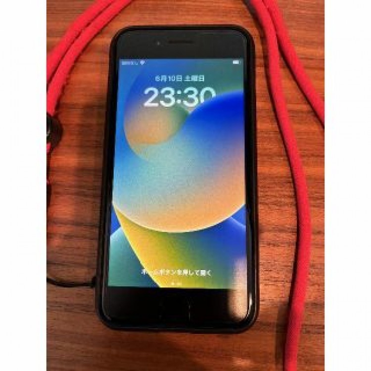 【中古美品】iPhone SE 第2世代 64GB ブラック SIMフリー①