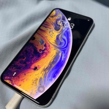 iPhoneXS 本体