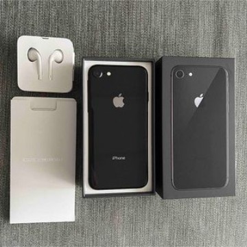 iPhone8 スペースグレー　64GB SIMフリー　美品