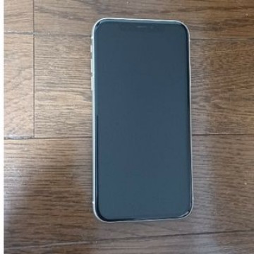 iPhone11 ホワイト　64GB SIMフリー