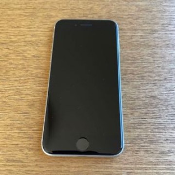 iphone  SE2 未使用品　本体のみ