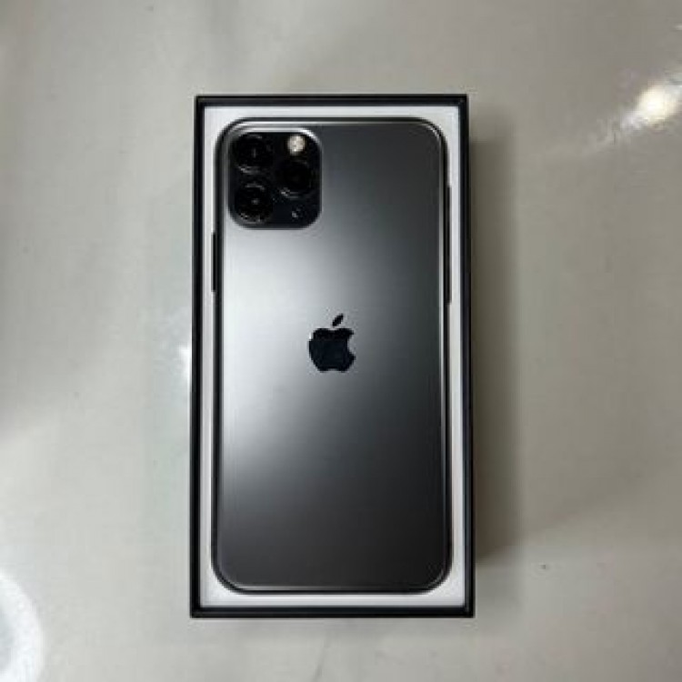 iPhone11pro スペースグレー 64G 値下げ中