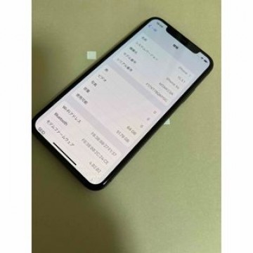 iPhone Xs スペースグレイ　64 GB SIMロック解除済