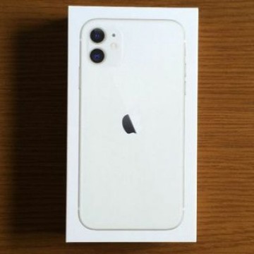 美品★iPhone 11  ホワイト 64GB SIMフリー品 ★禁煙保管