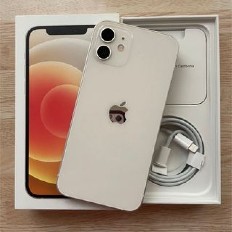 超美品/ iPhone12 128GB ホワイト SIMフリー