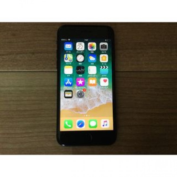 Apple iPhone7 32GB ジェットブラック