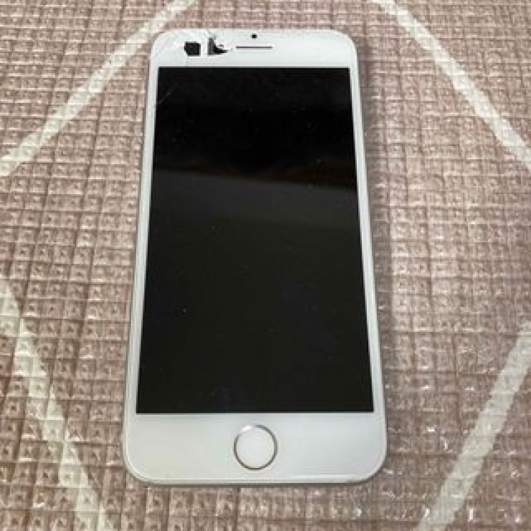 iPhone7本体