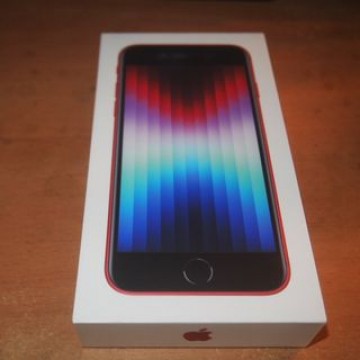 未使用 iPhone se3 128GB Product Red,赤,SIM解