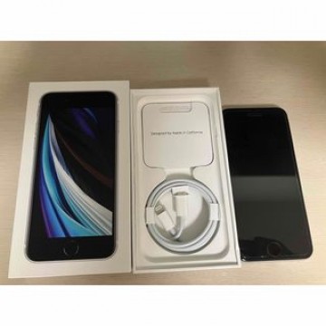 即日発送　極美品　iPhone SE (第3世代) 白 64 GB SIMフリー