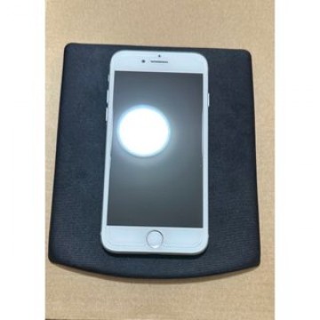 美品☆iPhone7 128GB シルバー　Simフリー