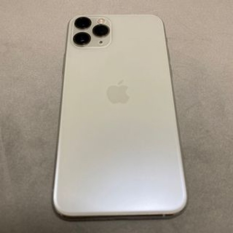iPhone11pro 256gb シルバー　simフリー　本体のみ