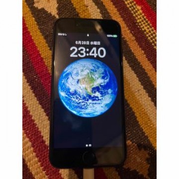 美品　iPhone SE 2世代　2020年　ブラック128G  SIMフリー