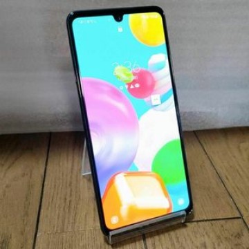 ★美品★Galaxy A41 ブラック 64 GB docomo