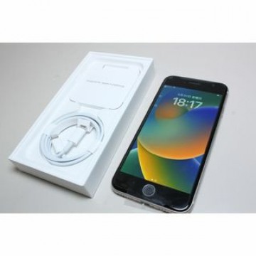 【美品/SIMロック解除済】iPhone SE（第3世代）64GB ④