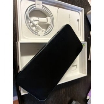 iPhone13 128G SIMフリー美品