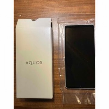 SHARP AQUOS sense7 plus A208SH シルバー①