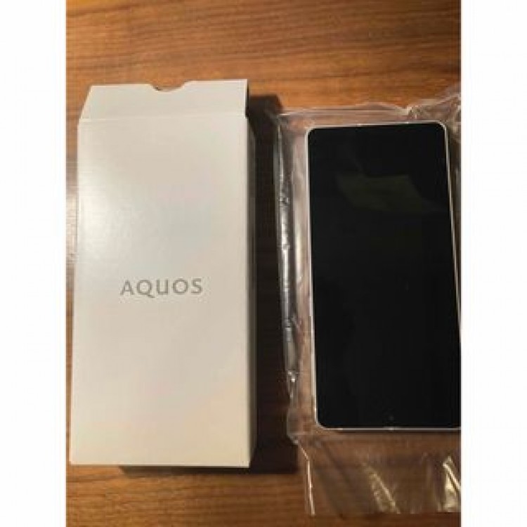 SHARP AQUOS sense7 plus A208SH シルバー②