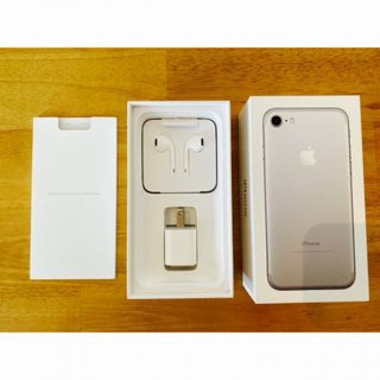 iphone7 32gb シルバー　美品　SIMフリー