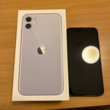 iPhone11 パープル　64GB