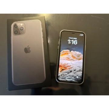 iPhone11pro　スペースグレイ　512ギガ