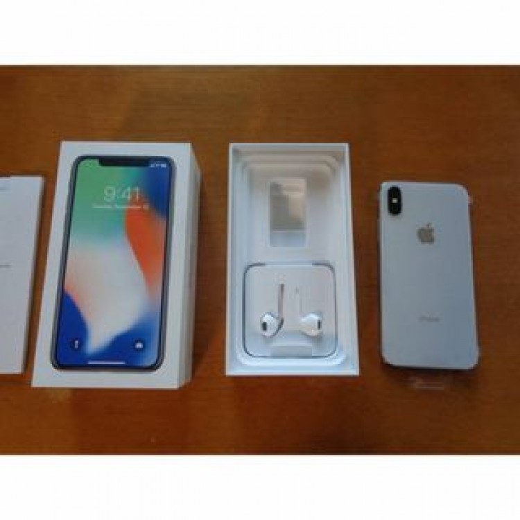 新品同様 SIMフリー iPhone X 64GB シルバー silver