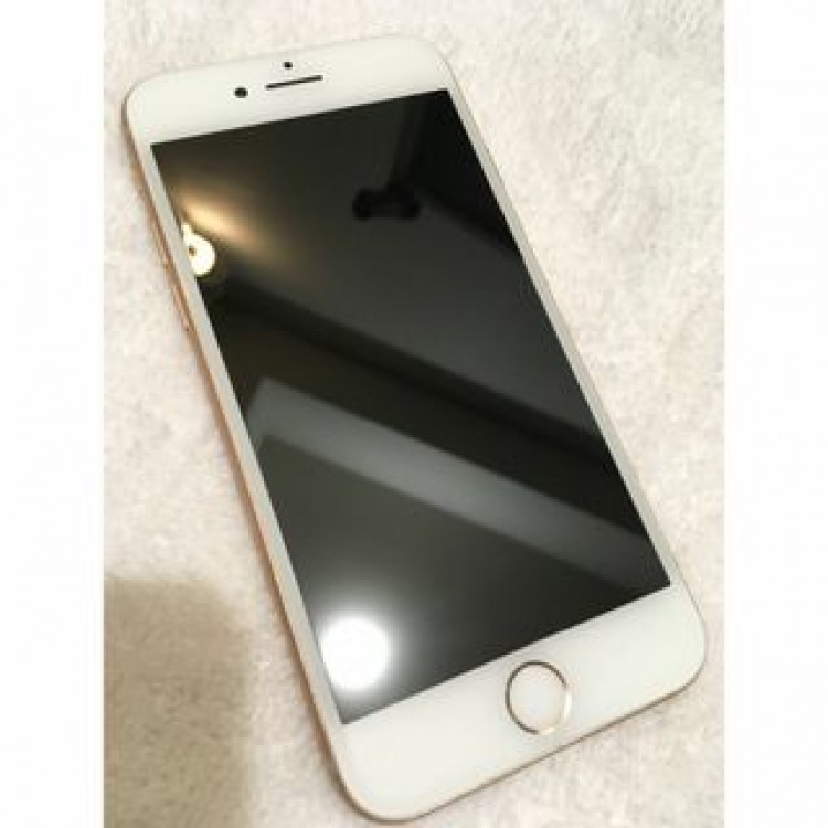 送込 iPhone8 64GB docomo ガラスコーティング済 SIM解除済