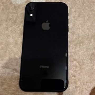 iPhone XR 64GB ブラック　在庫確認のためコメントください、