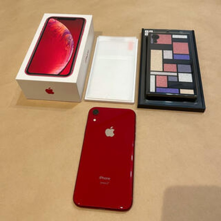 美品  Apple iPhone XR (PRODUCT) RED  おまけ付き