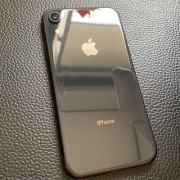 iPhone XR Black 128 GB SIMフリー