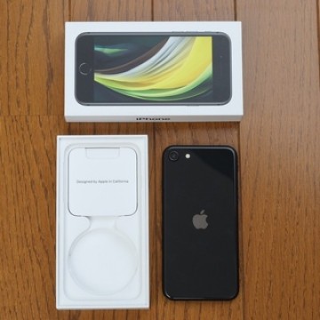 Apple iPhone SE (第2世代) 64GB ブラック