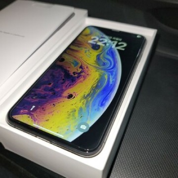 iPhone Xs Max Space Gray 64 GB