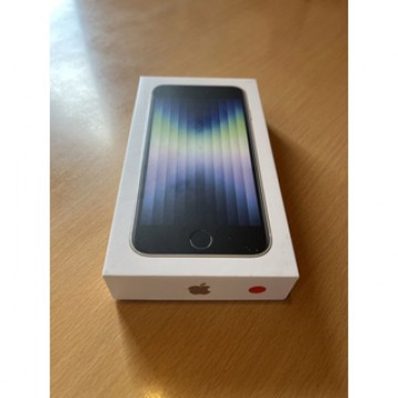 iPhone SE3 64G 新品未使用品　SIMフリー　保護フィルム付き